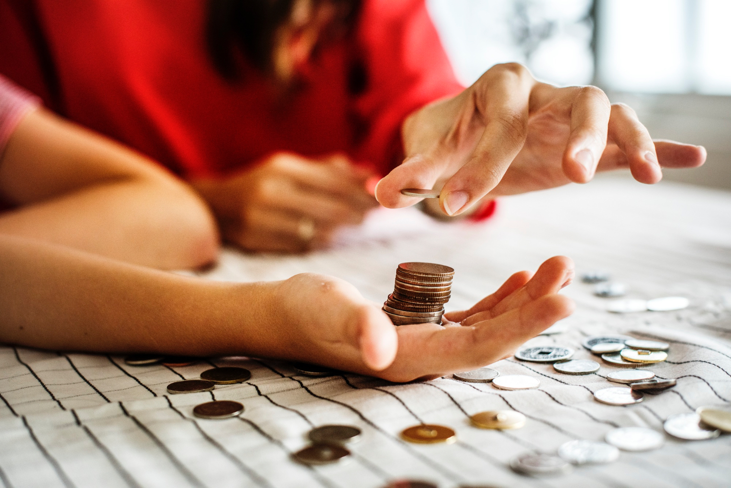 61% do crédito privado é emitido sem garantias, levantando preocupações financeiras Foto: Reprodução